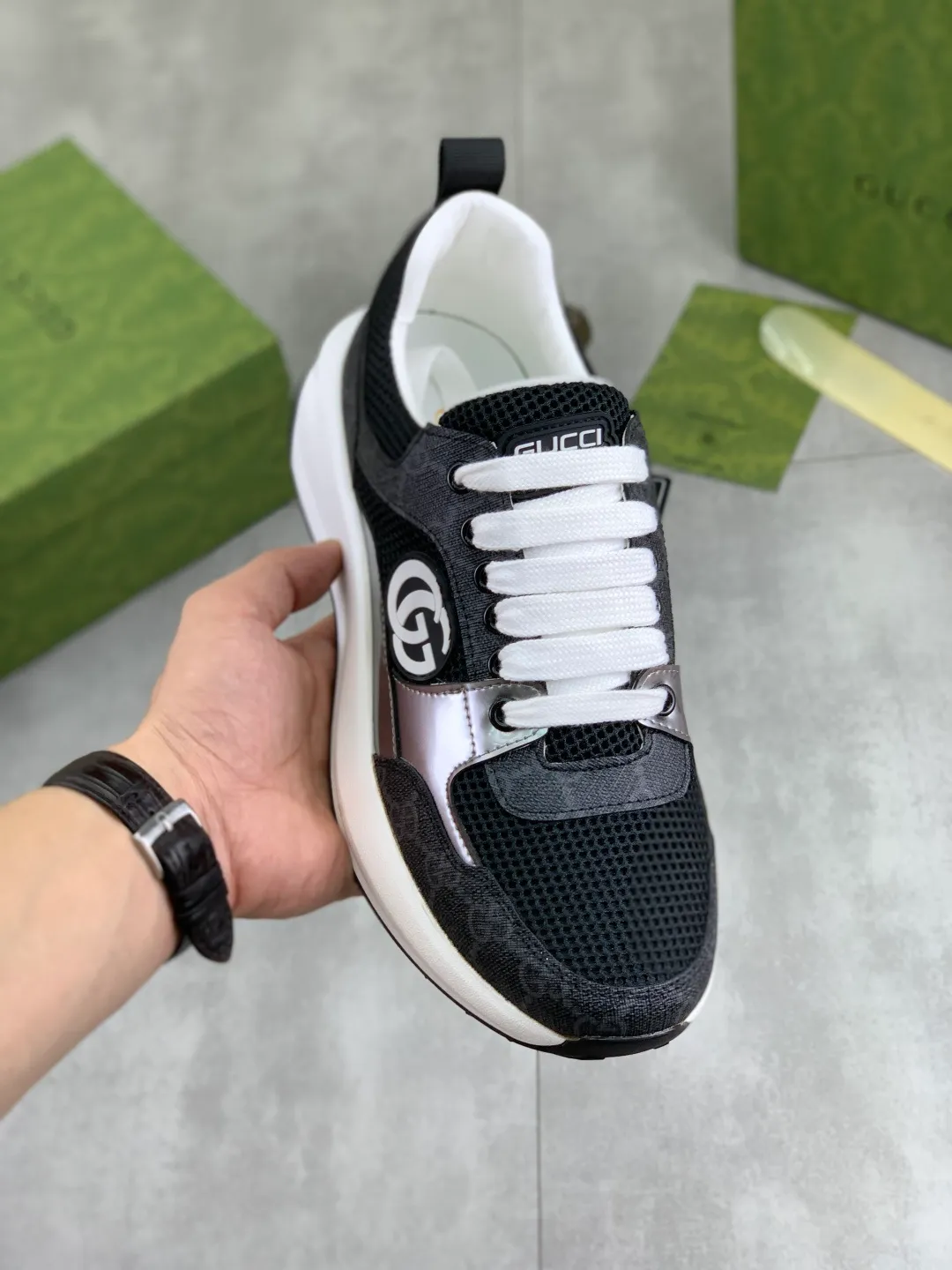 Men's shoes 💰P420💰[New model] (GUCCI) official website's latest 🎁🎁casual and fashionable men's shoes👟, hot style 💥 simple and elegant style, exclusive for trendy men. Unique official website's latest brand double G element 👑Gucci original Decorative, fashionable and generous, the fabric is original frosted calfskin ✅Full imported first-layer pigskin lining, the official website specifies wear-resistant, lightweight original rubber casual outsole, the classic model is taken in real life 🎬38-44 (45 customized) multiple colors available
